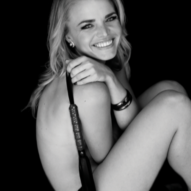 Mahogany Flogger